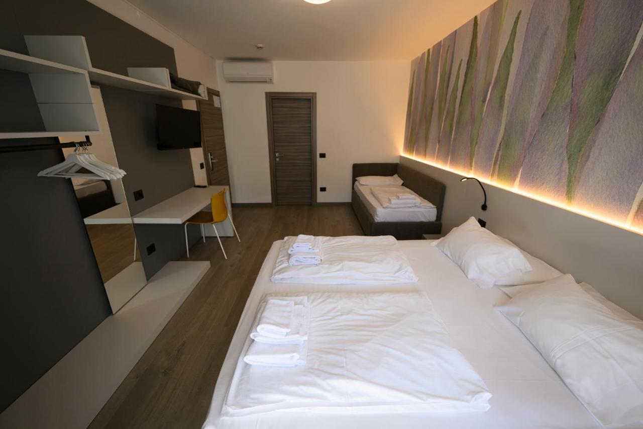 Park Hotel Eden Torbole Sul Garda Exteriér fotografie