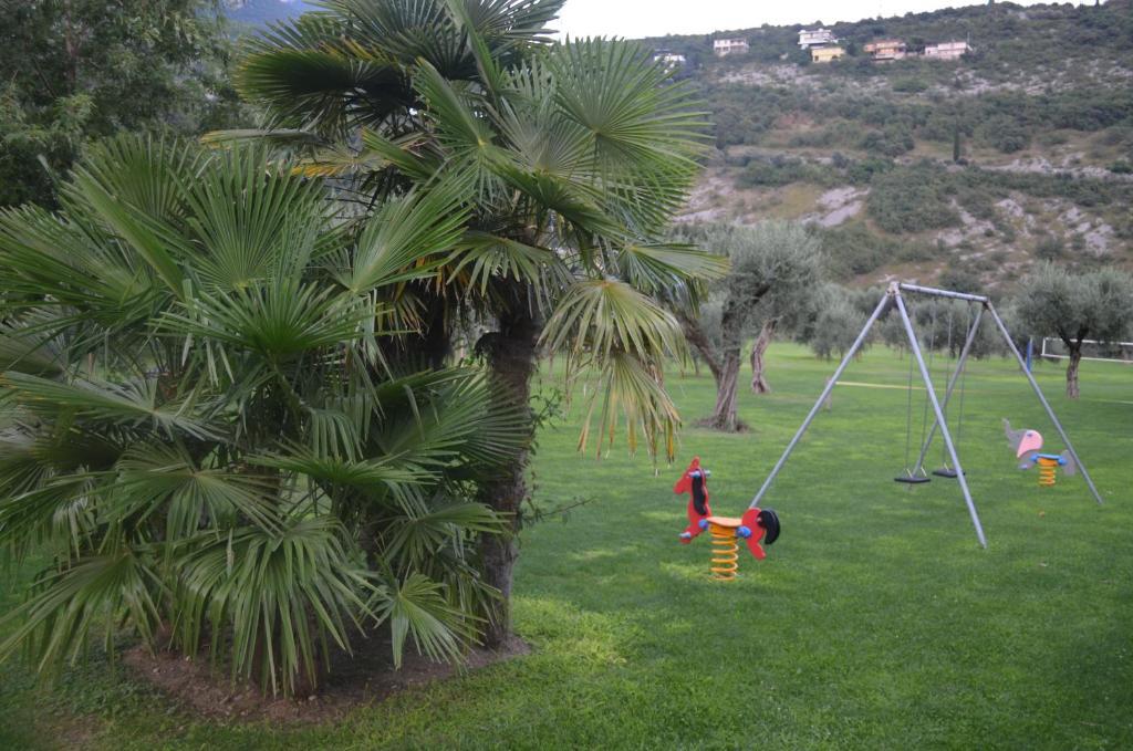 Park Hotel Eden Torbole Sul Garda Exteriér fotografie